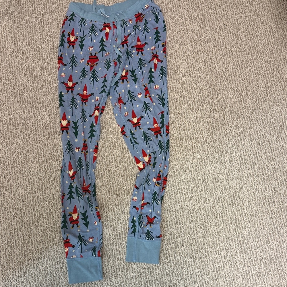 Gnome Jogger Style Pajamas